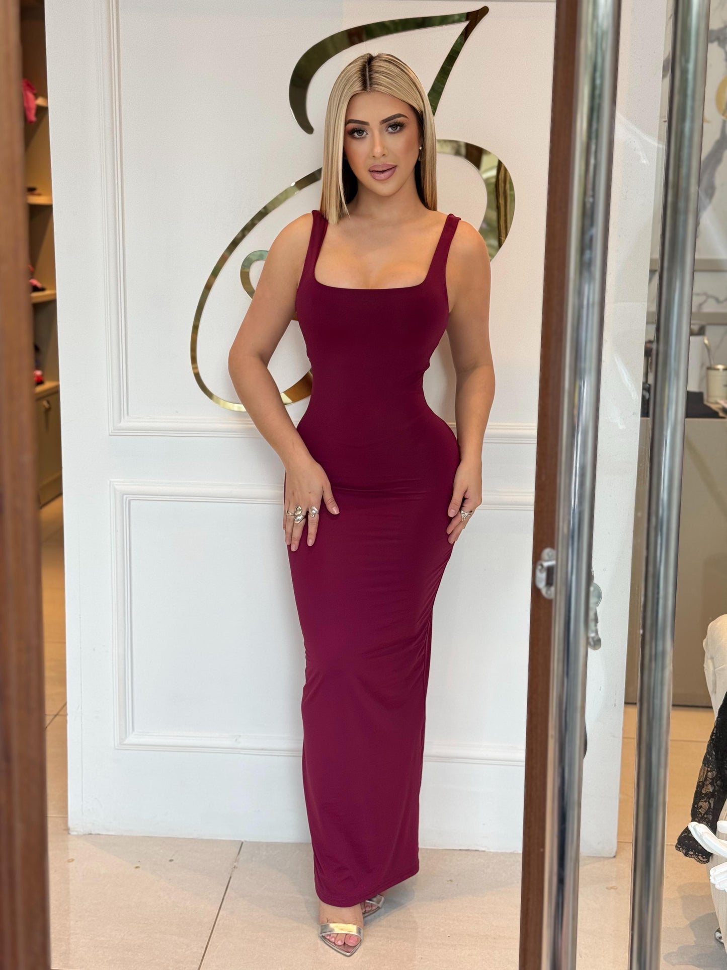 VESTIDO BORDO